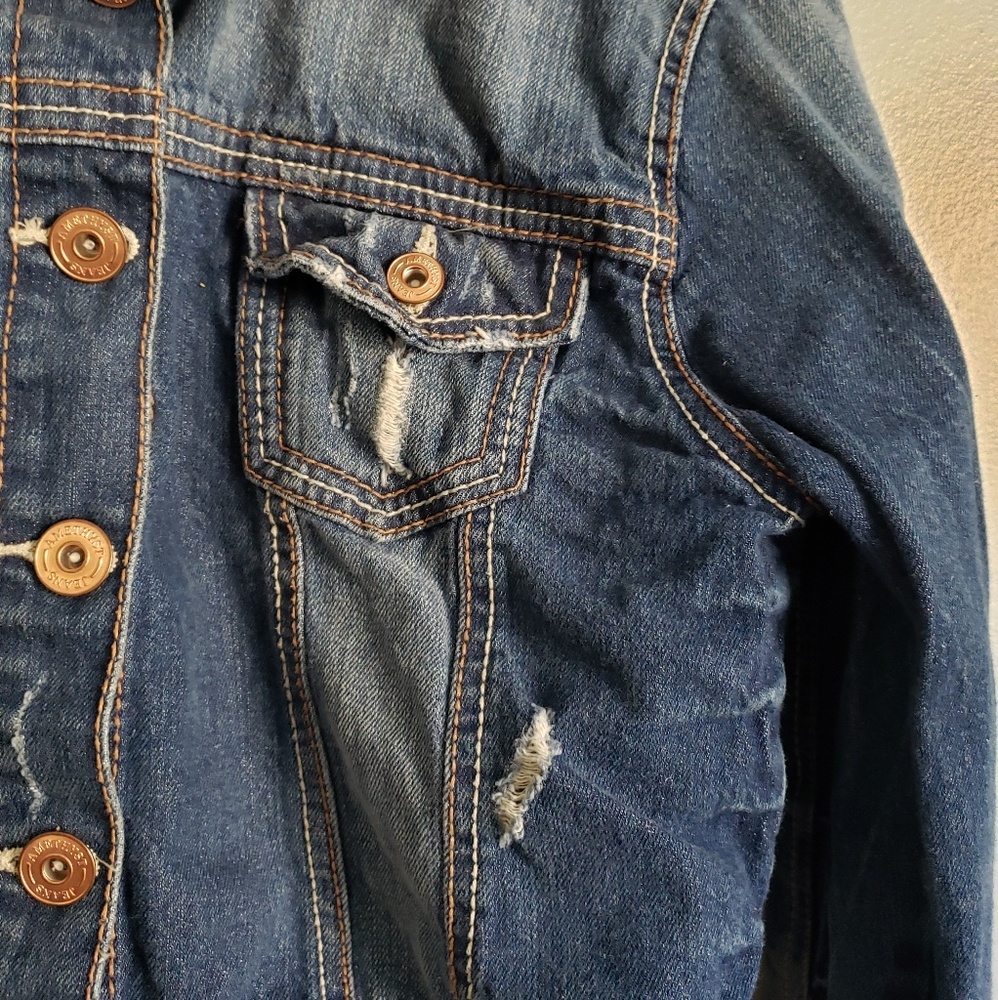 Jean jacket - Picture 2 of 3